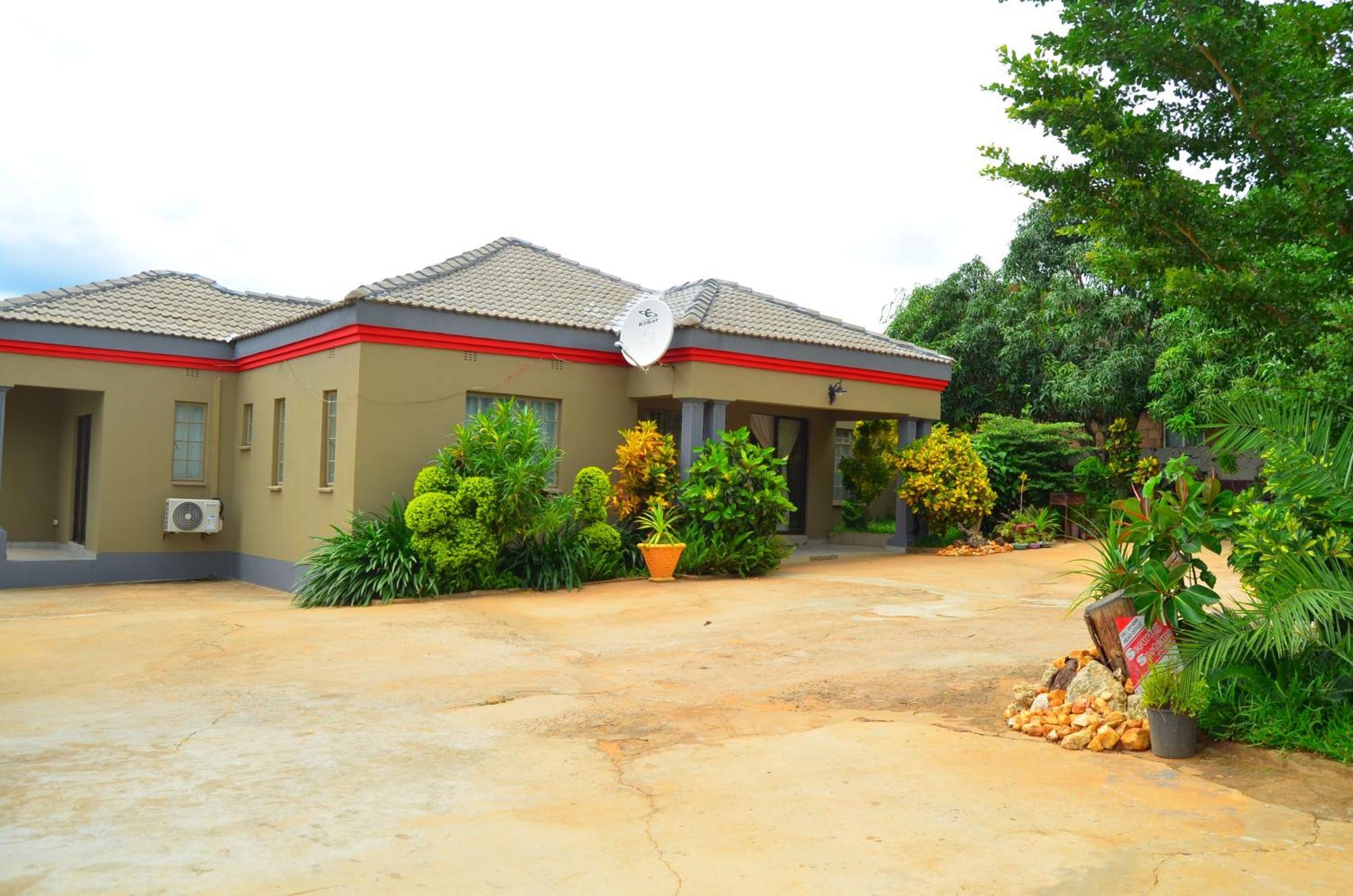 Chobe Kulotu Guest House Kasane Eksteriør bilde